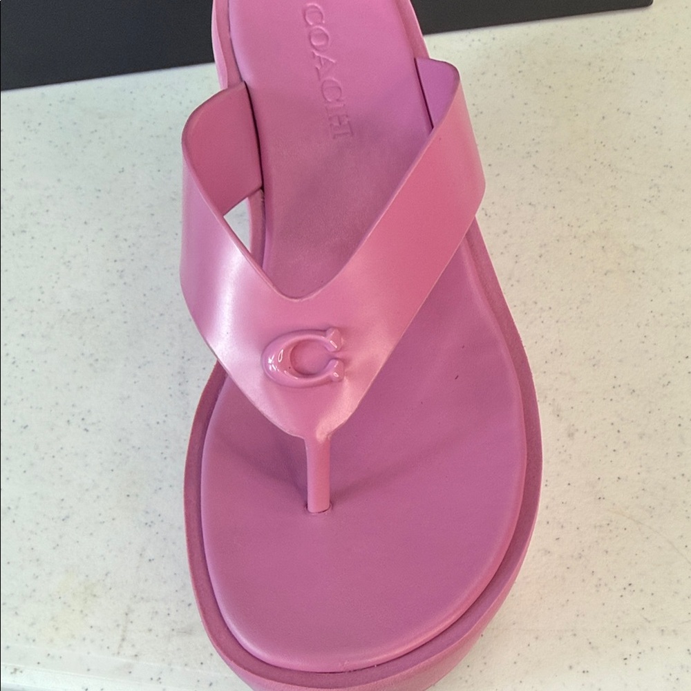 Coach Women's Sculpted C Platform Flip Flop Sandals Fuchsia Size 7 - Picture 3 of 14